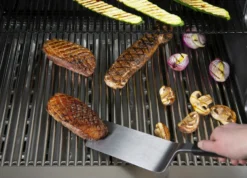 Broil King Baron Wender Extra Lang -Webe Grill Geschaft 64030 0060162640308 WENDER BARON EXTRA LANG LIFESTYLE 06