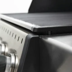 Broil King Baron 490 Inkl. Abdeckhaube & Gussplatte 30 Broil King Baron 490 Inkl. Abdeckhaube & Gussplatte -Webe Grill Geschaft 875282 BARON490 COOKBOX 04