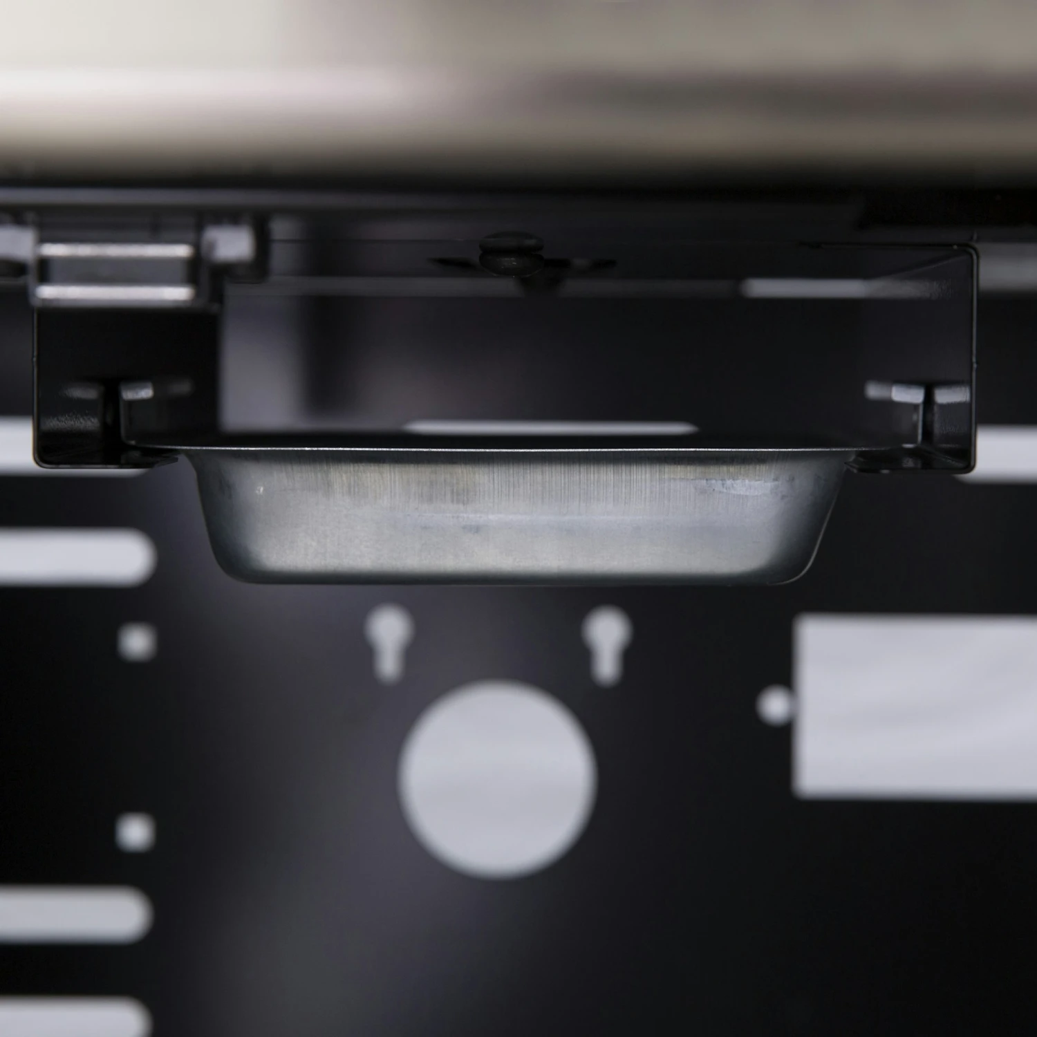 Broil King Baron S 490 IR Inkl. Abdeckhaube & Gussplatte 14 Broil King Baron S 490 IR Inkl. Abdeckhaube & Gussplatte – Bild 14