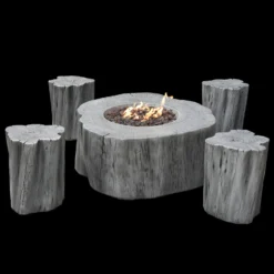 Gardenforma Sitzgruppen -Set: Gas Feuerstelle Manchester Aus Faserbeton In Baumstammoptik, Hellgrau & 4x Hocker -Webe Grill Geschaft OFG145CG SET1