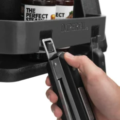 Broil King Imperial S 690 IR Inkl. Abdeckhaube, Gussplatte & Wokeinsatz -Webe Grill Geschaft broil king 997982 IMPERIAL S690IR TOOL HOOK 02