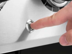 Broil King Regal 490 Inkl. Abdeckhaube, Gussplatte & Wokeinsatz -Webe Grill Geschaft broilking REGAL 490 SCHWARZ FEATURE 03