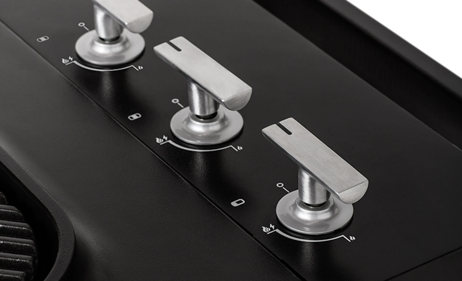 Everdure FURNACE Gasgrill Rot Mit Drei Brennern - Auslaufartikel 2 Everdure FURNACE Gasgrill Rot Mit Drei Brennern - Auslaufartikel – Bild 2