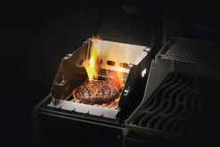 Napoleon - Windschild Für SIZZLE ZONE Für RXT Serien (71302) -Webe Grill Geschaft napo 71302 Windscreen Small InUse SS