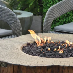 Gardenforma Sitzgruppen -Set: Gas Feuerstelle Manchester Aus Faserbeton In Baumstammoptik, Redwood & 4x Hocker -Webe Grill Geschaft ofg145rw gas feuerstelle manchester aus faserbeton in baumstammoptik redwood 2